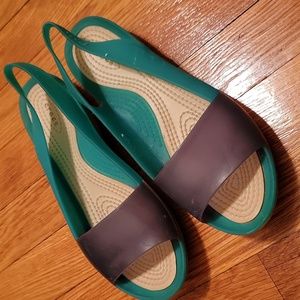 Crocs green and purple color block flat slingbacks 8